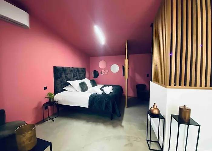 La Litchi Le 50 Suites And Spa Centre Ville